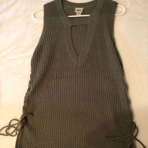 Day trip tank top sweater